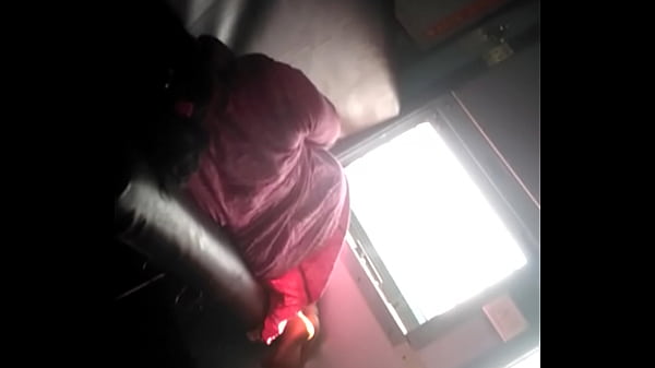 Telugu aunty big_fat ass_in train