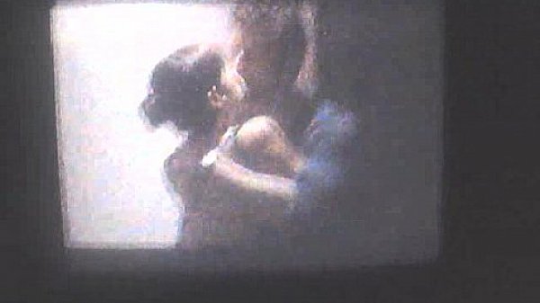 Celeste teniendo sexo anal en Roommates Hbo 