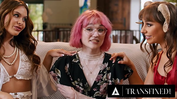 Play MP4 - TRANSFIXED - Hot Claire Tenebrarum's Angel & Demon Convince Her To Become A Naughty Sinner With Them