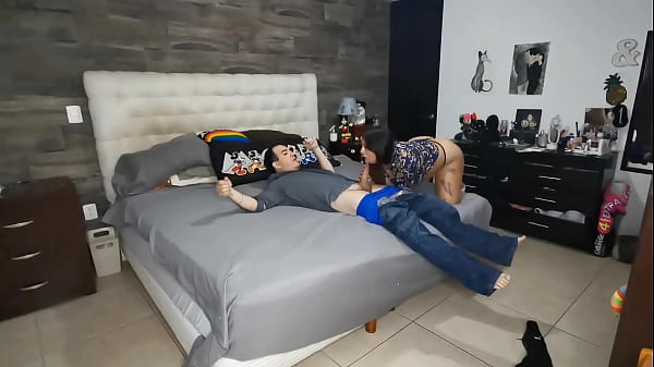 Play MP4 - Me cojo al vecino en mi cama mientras mi esposo se folla a su esposa en la sala &lpar;1&sol;2&rpar;