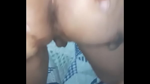 Dando meu cuzinho gostoso 