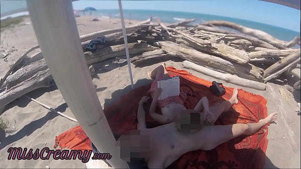 Risky sex public touch and masturbate cock in canary beach caught by strangers arround