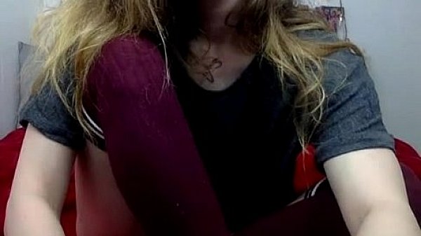 Sexy teen playing with her pussy and ass in front of her cam visit