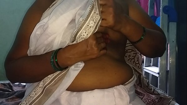 Play MP4 - south indian desi Mallu sexy vanitha without blouse show big boobs and shaved pussy