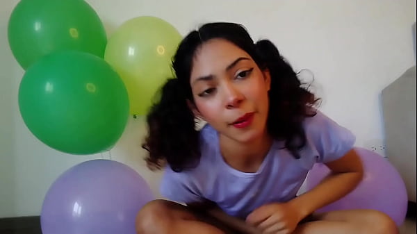 Nonton Pigtailed Blowing And Having Fun thumbnail