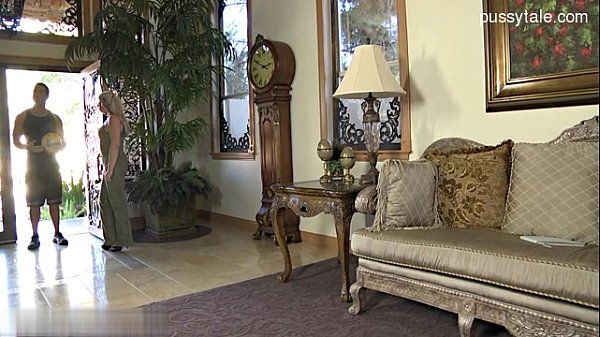 Busty_wife b_gang bang