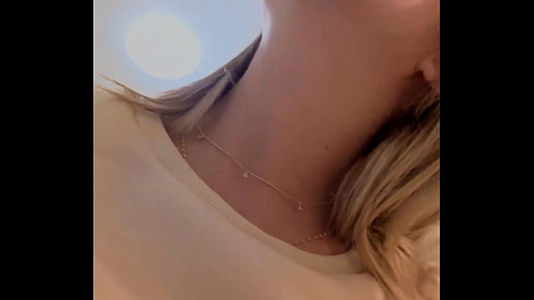 Hello la team l'&eacute;pisode de no&euml;l en mode d&eacute;fi avec inconnu le stagi&egrave;re de 