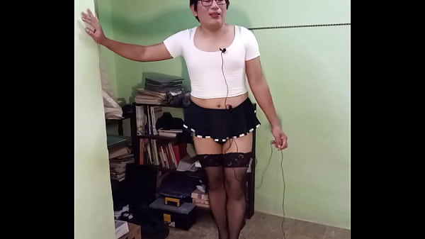 Samantatrans tonteando enfrente de camara Crossdressers Travesti 
