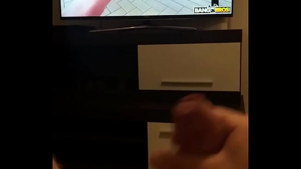 Play MP4 - Handjob with Gia Vendetti