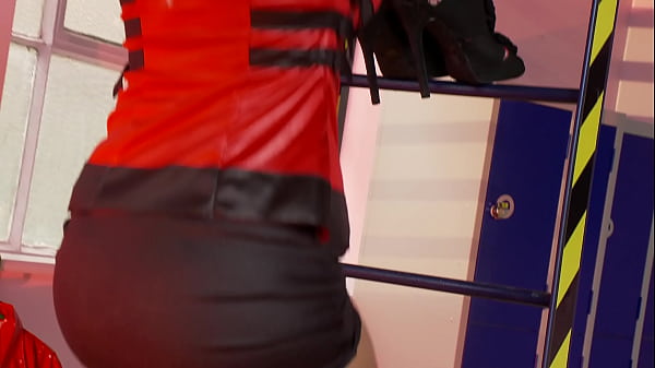 Nonton She's Got An Impressive Pair Of Tits, So After Dipping Into Her And Her Friend, He Decides... thumbnail