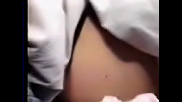 Nonton Unknown Blonde Masturbates On Table thumbnail