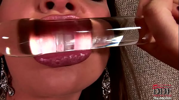 Nonton Get Ready For A Temptress! thumbnail