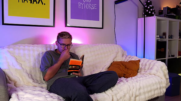 Nonton I Had To Interrupt Him Reading To Get Fucked thumbnail