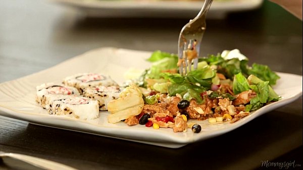 Play MP4 - Ariana Marie licking her Step Mommy's Pussy