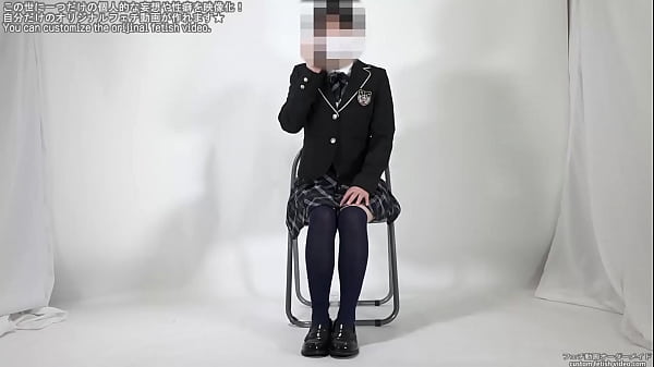 Nonton 視界が遮られてパニックになる女性 thumbnail