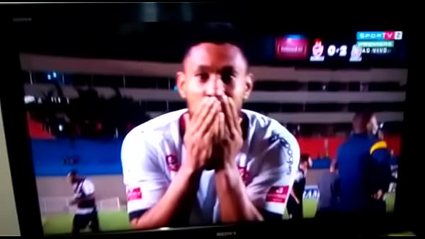 Nonton Vila 0x2 Bra thumbnail