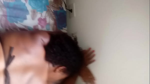 Atolando_na bucetona melada de quatro