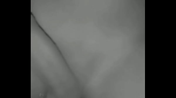 Moreno sabroso se pajea y manosea