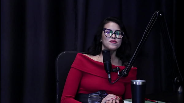 Postou porn&ocirc; ap&oacute;s resultado da elei&ccedil;&atilde;o, uma transa gostosa &eacute; come&ccedil;ar com um bom sexo oral, e quando transou no cemit&eacute;rio... - Annie Clementine (WATCH ON: SHEER/RED) 