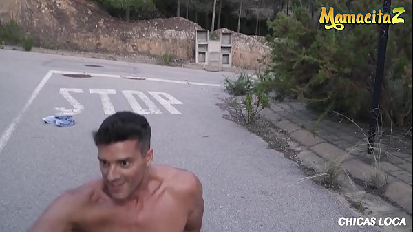 Play MP4 - MAMACITAZ - Crazy Couple It's Going To Have Sex Right On The Street &lpar;Kira Queen & Ramon Nomar&rpar;