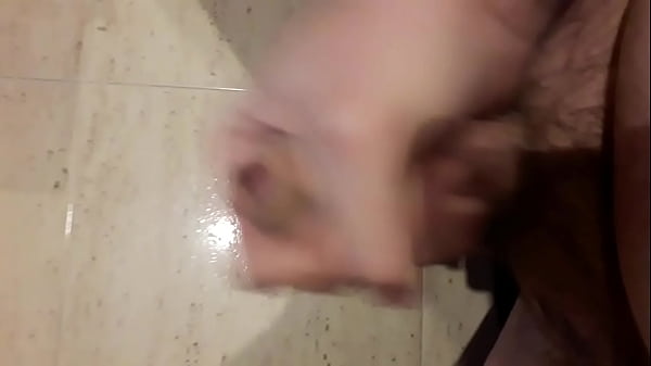 Play MP4 - Me corro para Isa y su cornudo marido