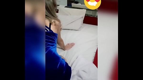 Esposa loura deliciosa