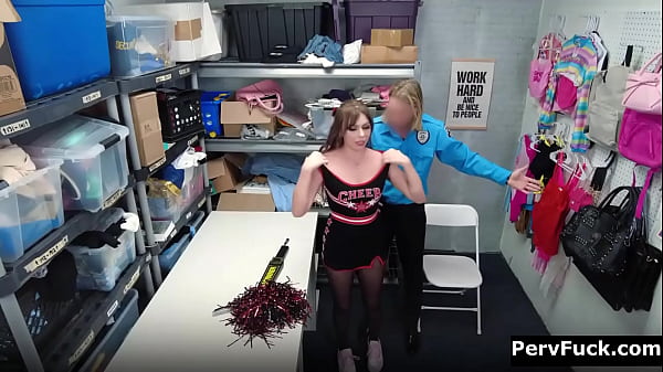 Nonton A Security Guard Who Has No Tolerance For Bratty Girls - Pervfuck thumbnail