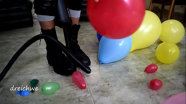 Crush Balloons thumbnail