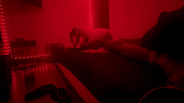 Big daddy gets a massage && his dick sucked 