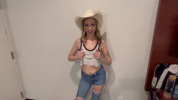 Buckle Bunny Breezy Bri Gets Fucked By Lucky Cowboy After Rodeo And Gets Bred thumbnail