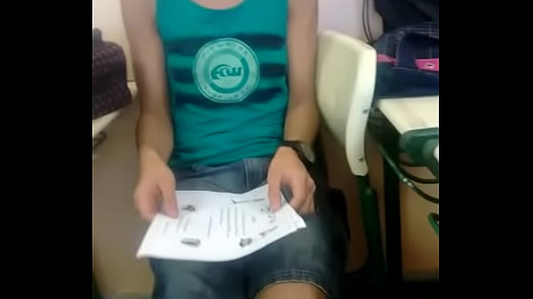 Play MP4 - Davidy Safad&atilde;o dan&ccedil;ando passinho do romano