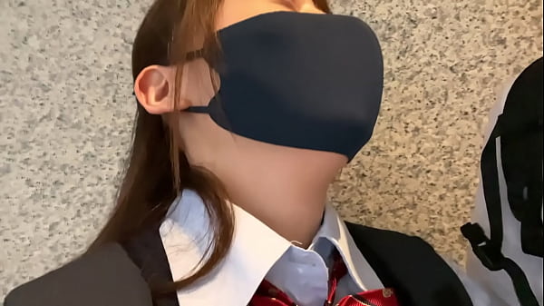 Play MP4 - https&colon;&sol;&sol;bit&period;ly&sol;3AmCCSy　ハメ撮り　JKとおじさんのハメ撮りセックス。とにかく顔がいい。スレンダーボディと肉感タップリのスケベすぎる美尻。Fカップの揺れるおっぱいもエロい。激しいピストンで喘ぎまくり。