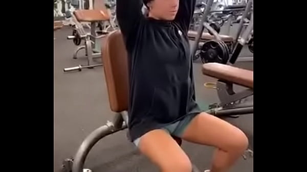 Slut loves showing off her incredible ass and tits 