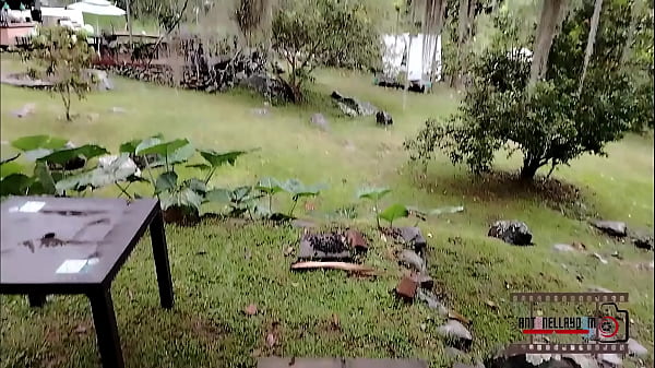 Espiando a mi vecina Spying on_my neighbor