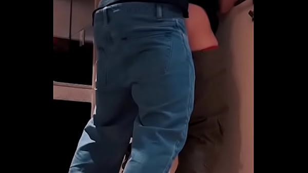 Play MP4 - compa&ntilde;ero de estudios cachondo me mete su verga cuando la casa queda sola