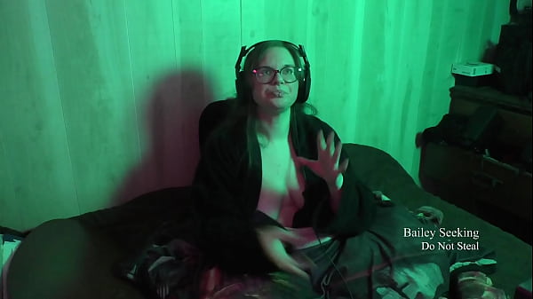 Nonton Naked Haunting Of Castle Malloy Playthrough Part 4 thumbnail