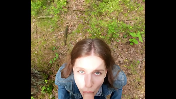 Play MP4 - I went for a walk after fucking at home and decided to suck him off again and swallow cum outdoors