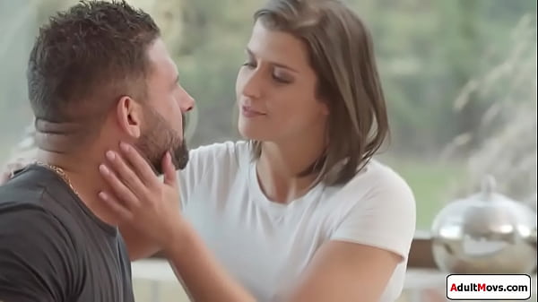 Sexyeuro babe Niki_Harris doggystyled