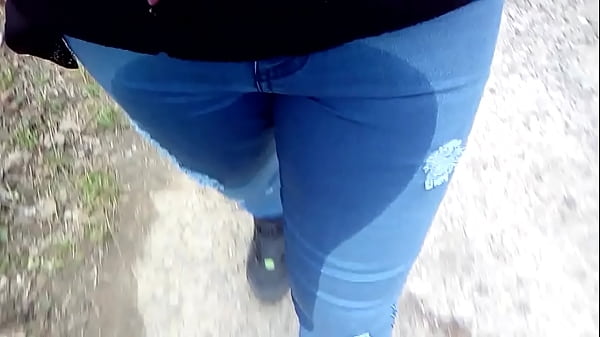 Wetting Pee Jeans Fetish On The Street thumbnail