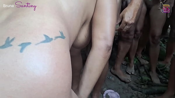 Bruna Santiny &eacute; Casada Um Corno Que Deixa Ela Satisfazer Todos Seus Desejos De Dar Pra Todos Os Caras thumbnail