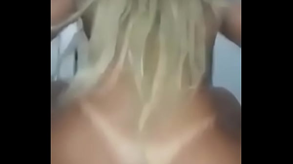 Fudendo o cu de Tamara Bittencourt bunduda gostosa ate o saco 