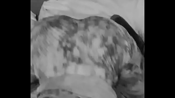 She twerk for her boss for salary increase