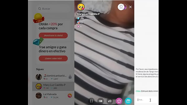 Madura_dominicana masturbandose_en un live de tango