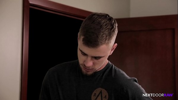 two roommates have raw sex 