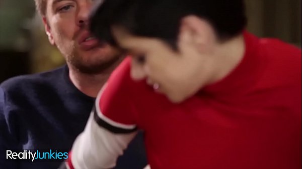 Play MP4 - Cute Babe &lpar;Cadey Mercury&rpar; Loves Sucking Big Dick - Reality s