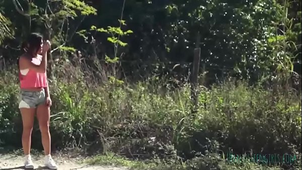 Nonton Stranded Asian Mena Li Fucked In Bondage thumbnail