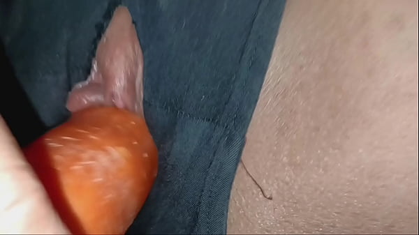 Play MP4 - While the guy plays I fuck his girlfriend and fill her pussy with cum