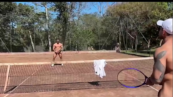 Play MP4 - FUI JOGAR TENIS E O CLIMA ESQUENTOU&period; COMI MEU PARCEIRO NA QUADRA MESMO&period; - FREE