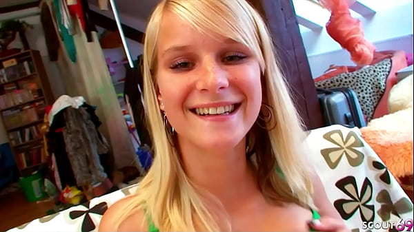 Candid Girlfriend With Huge Bouncing Boobs Pov Sex With Her Bf thumbnail