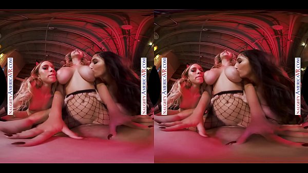 Naughty America Kenzie Madison plays_strip pool with_friend's